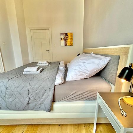 Geraeumiges City-Apartment Mit 2 Badezimmer Und Parkplaetzen D46-Og Oldenbourg Extérieur photo