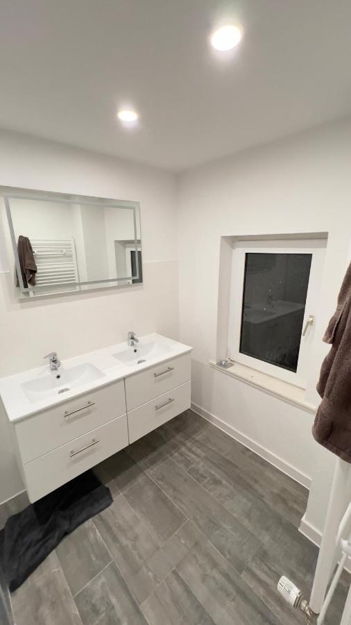 Geraeumiges City-Apartment Mit 2 Badezimmer Und Parkplaetzen D46-Og Oldenbourg Extérieur photo