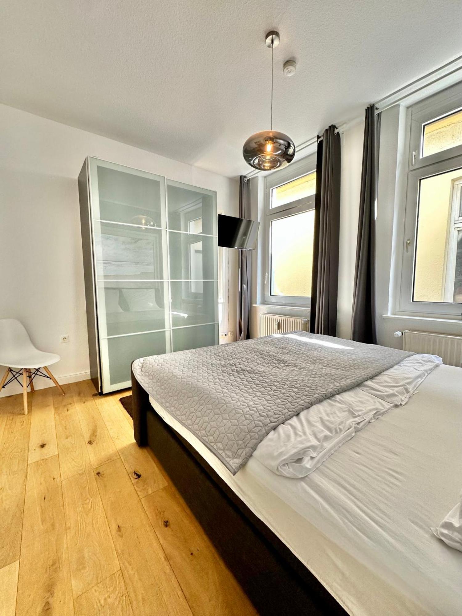 Geraeumiges City-Apartment Mit 2 Badezimmer Und Parkplaetzen D46-Og Oldenbourg Extérieur photo