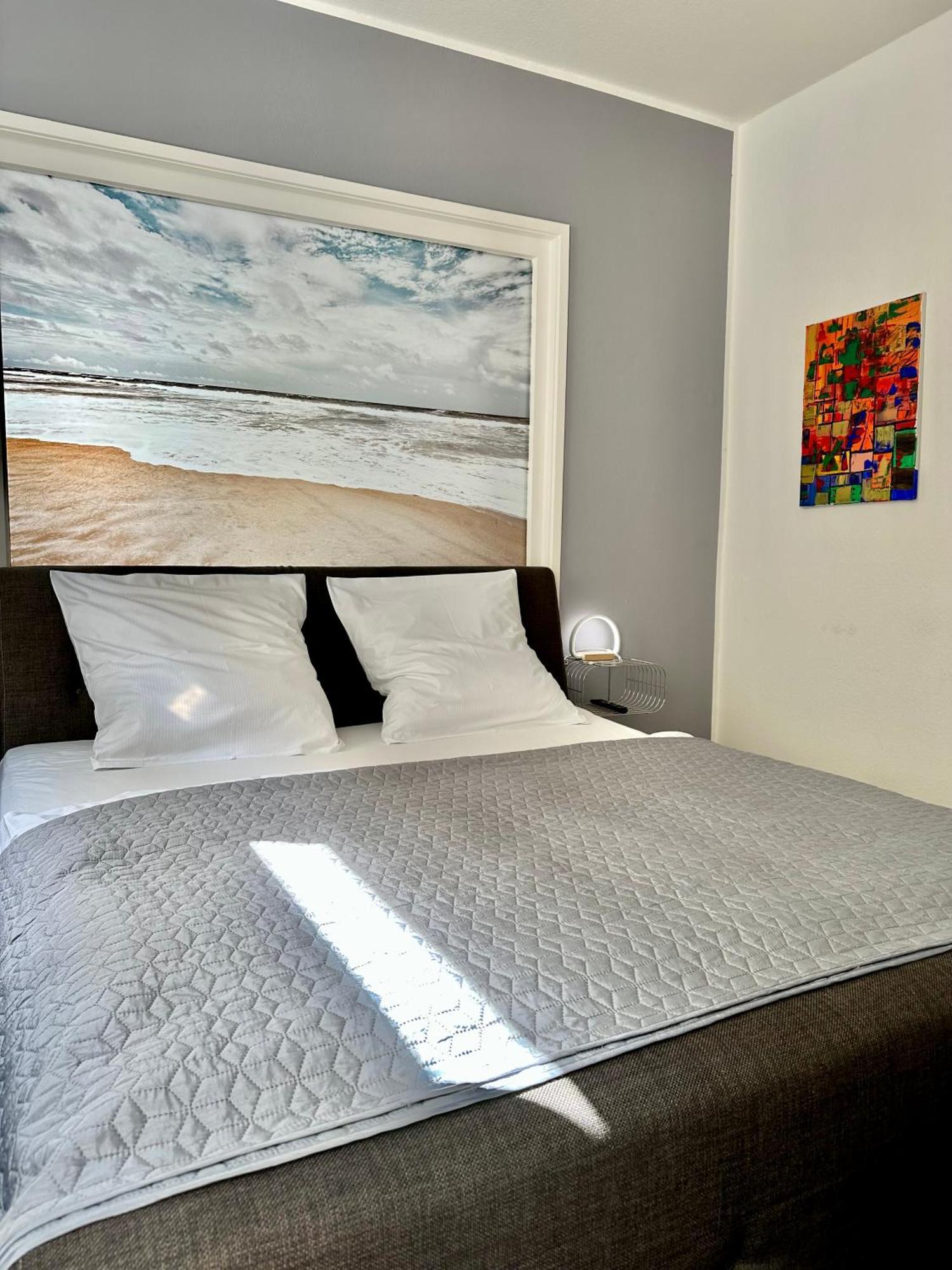 Geraeumiges City-Apartment Mit 2 Badezimmer Und Parkplaetzen D46-Og Oldenbourg Extérieur photo
